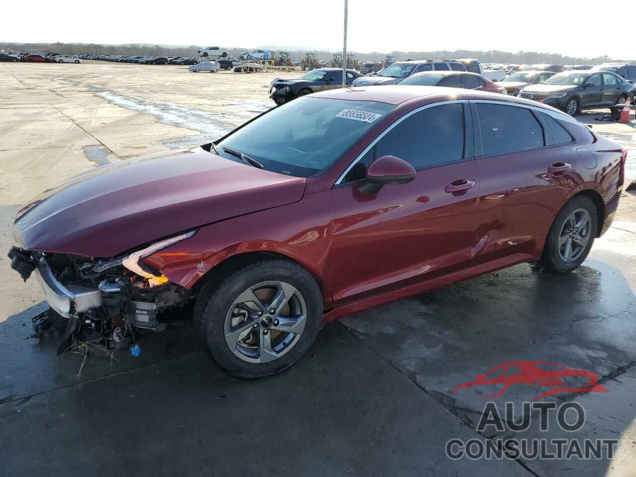 KIA K5 2022 - 5XXG14J27NG139339
