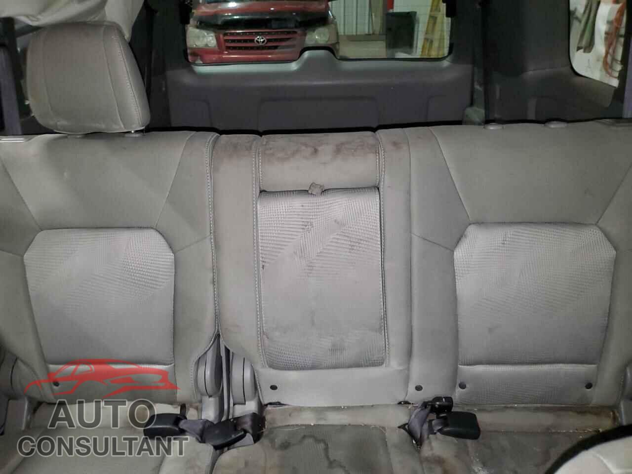 HONDA PILOT 2012 - 5FNYF3H2XCB019945