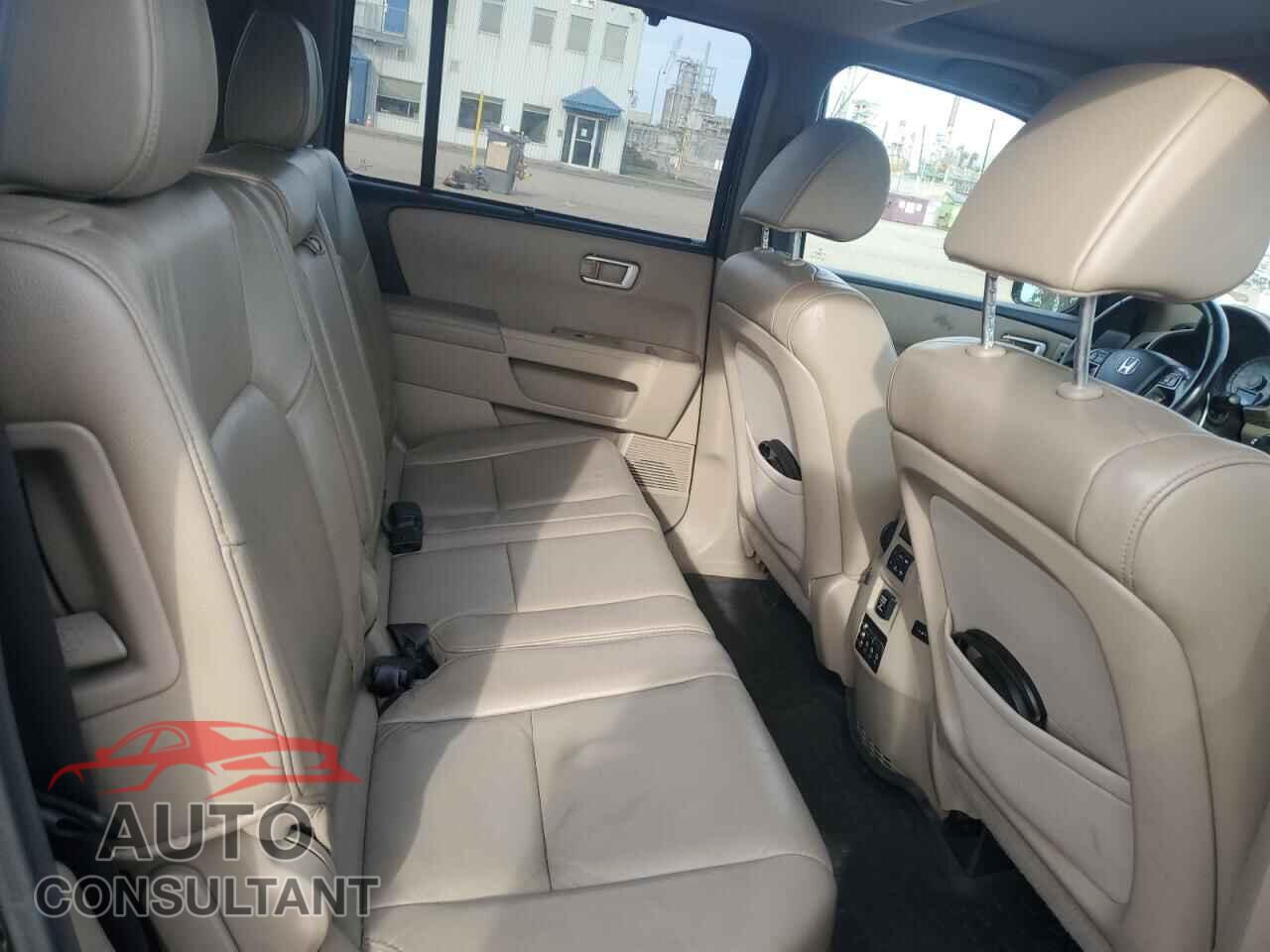 HONDA PILOT 2013 - 5FNYF4H95DB504675