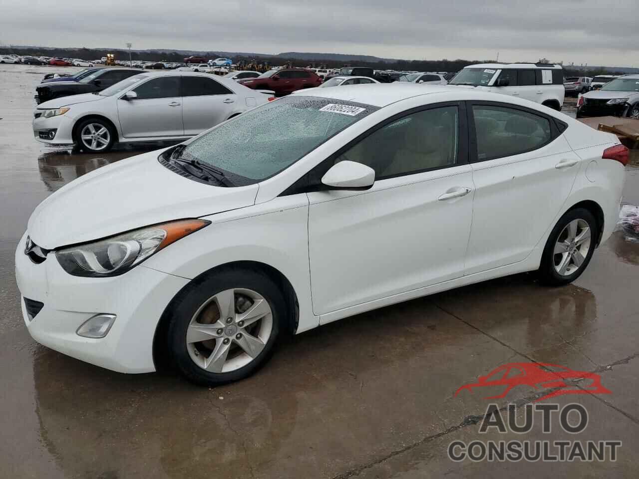 HYUNDAI ELANTRA 2012 - 5NPDH4AE0CH139208