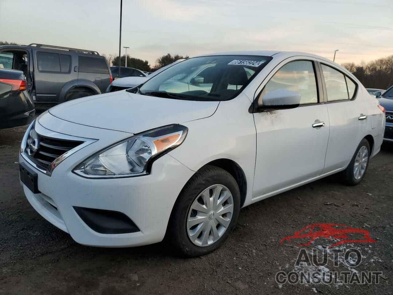 NISSAN VERSA 2019 - 3N1CN7AP1KL857195