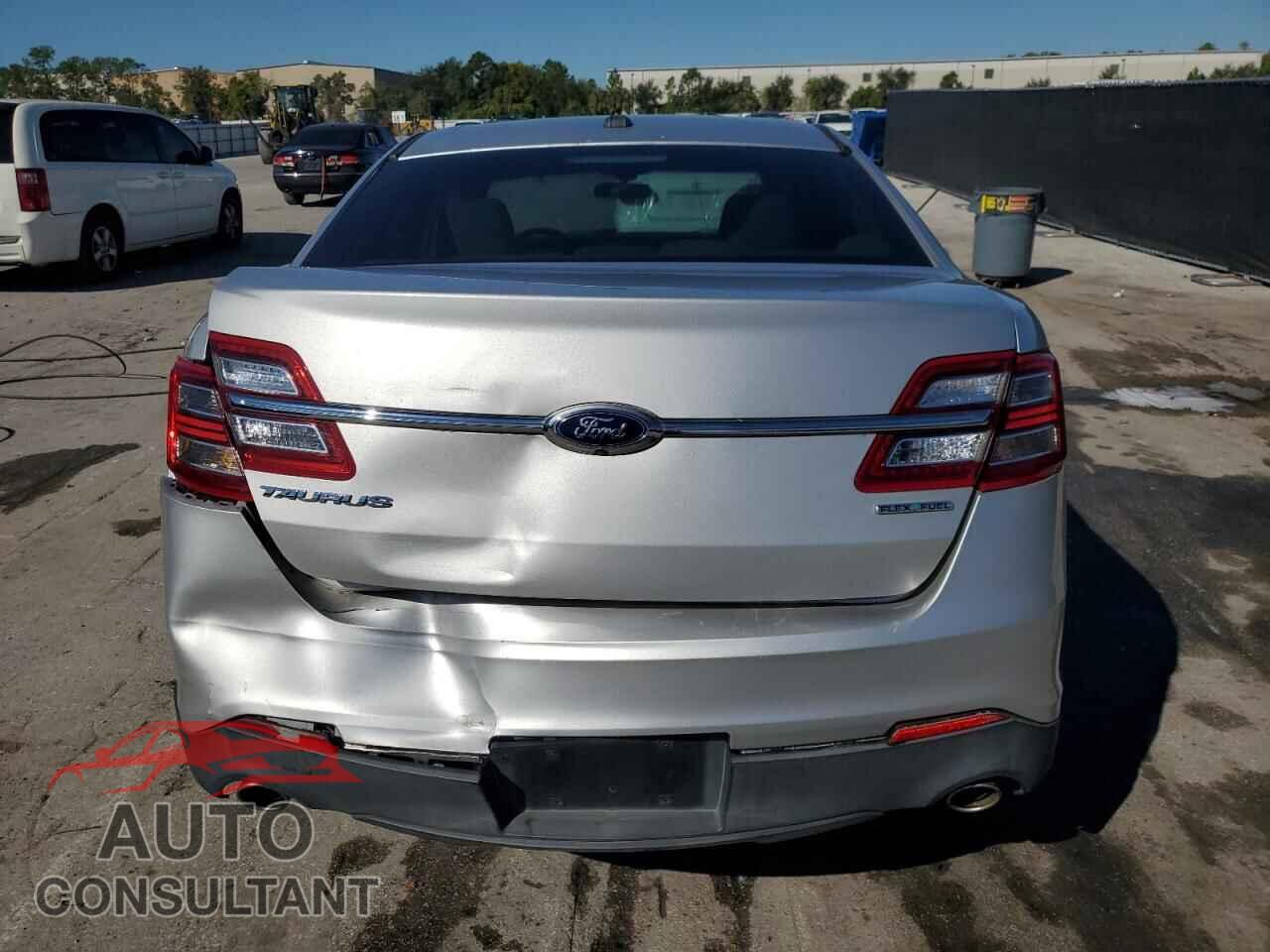 FORD TAURUS 2015 - 1FAHP2D84FG112784