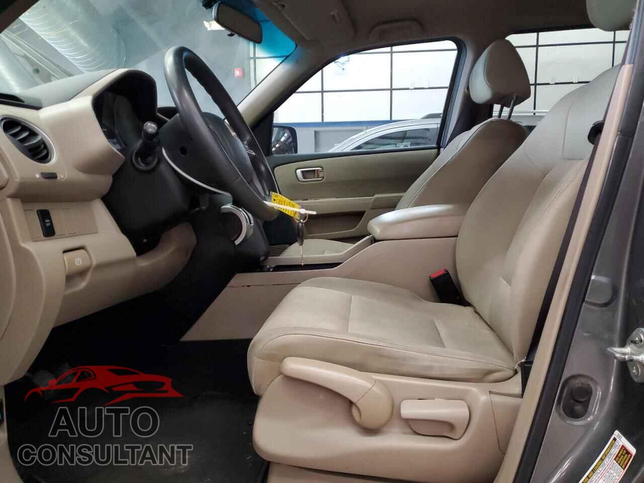HONDA PILOT 2009 - 5FNYF38219B009703