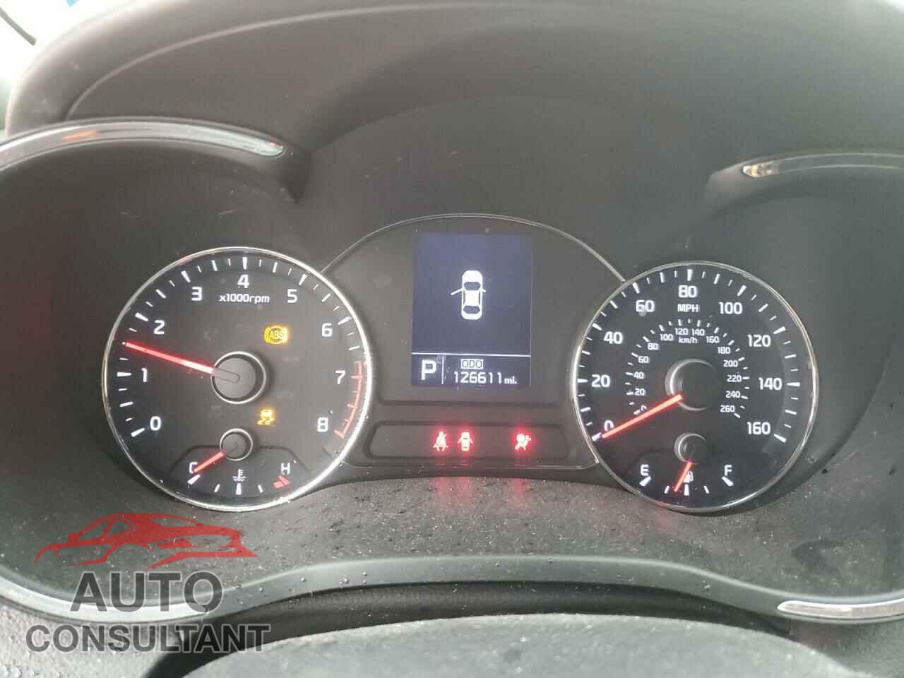 KIA FORTE 2016 - KNAFX4A89G5545366