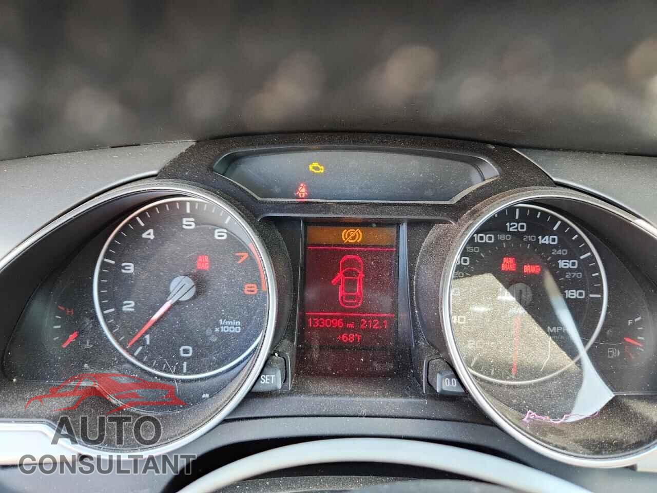 AUDI A5 2011 - WAURFAFR4BA076199