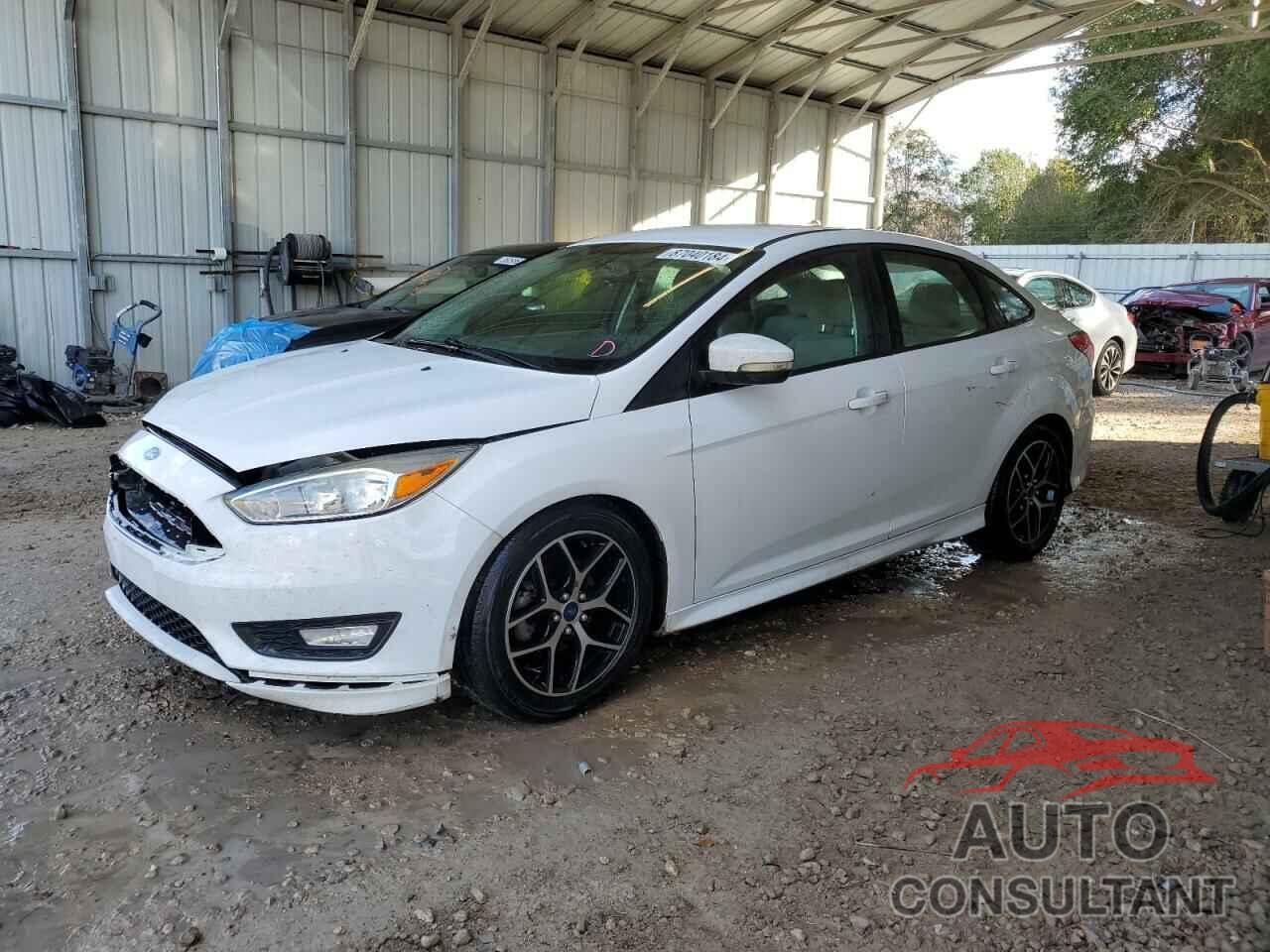 FORD FOCUS 2016 - 1FADP3F26GL236903