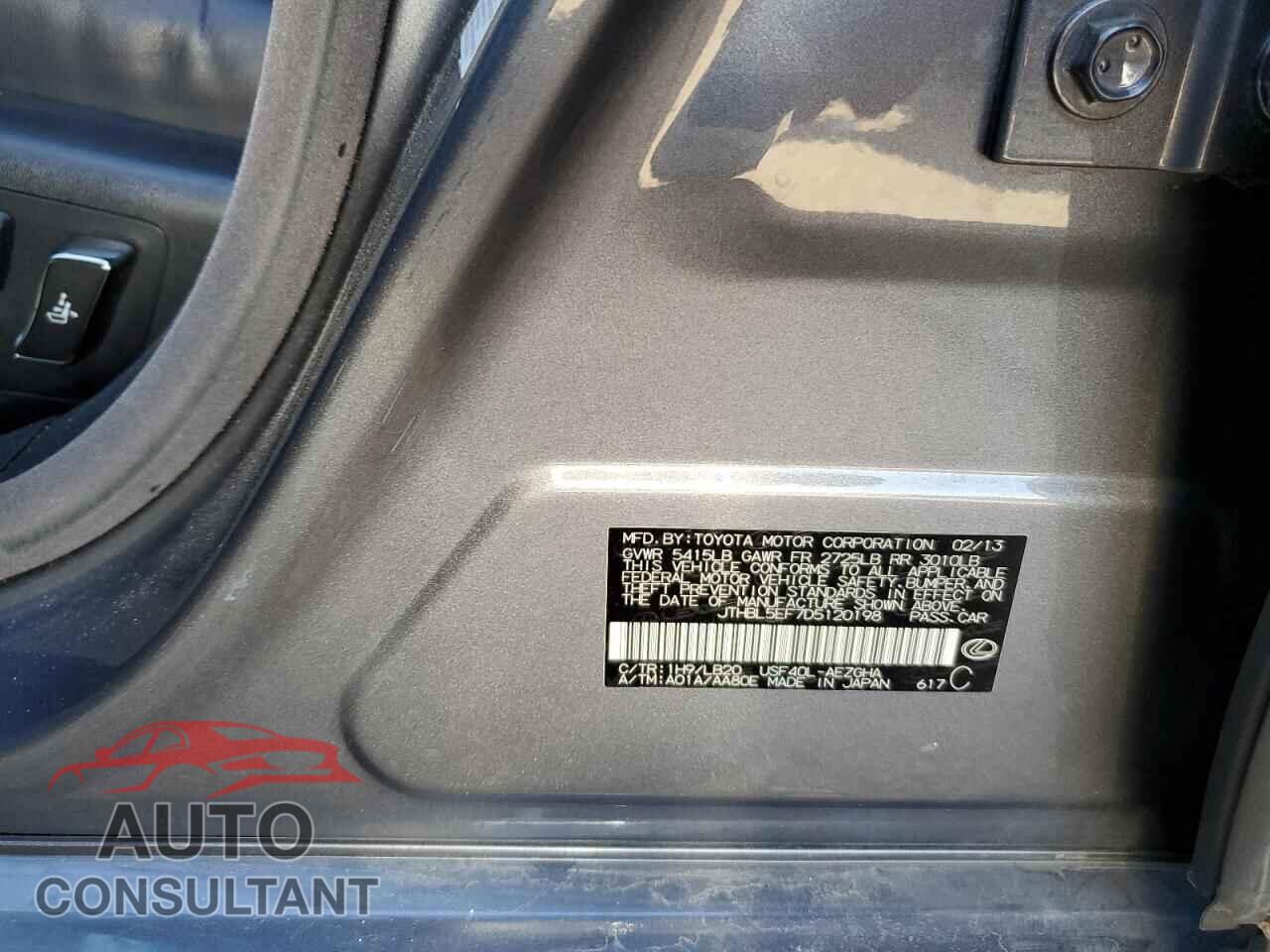 LEXUS LS460 2013 - JTHBL5EF7D5120198