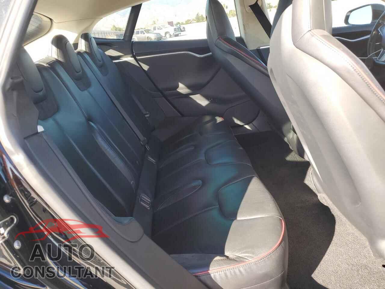 TESLA MODEL S 2013 - 5YJSA1DP4DFP21903