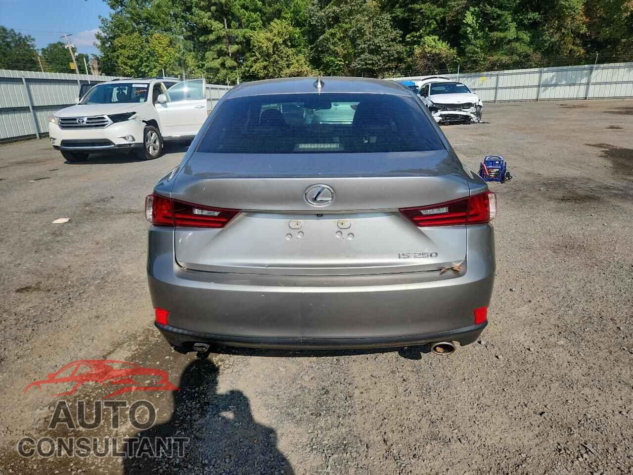 LEXUS IS 2014 - JTHBF1D25E5037143