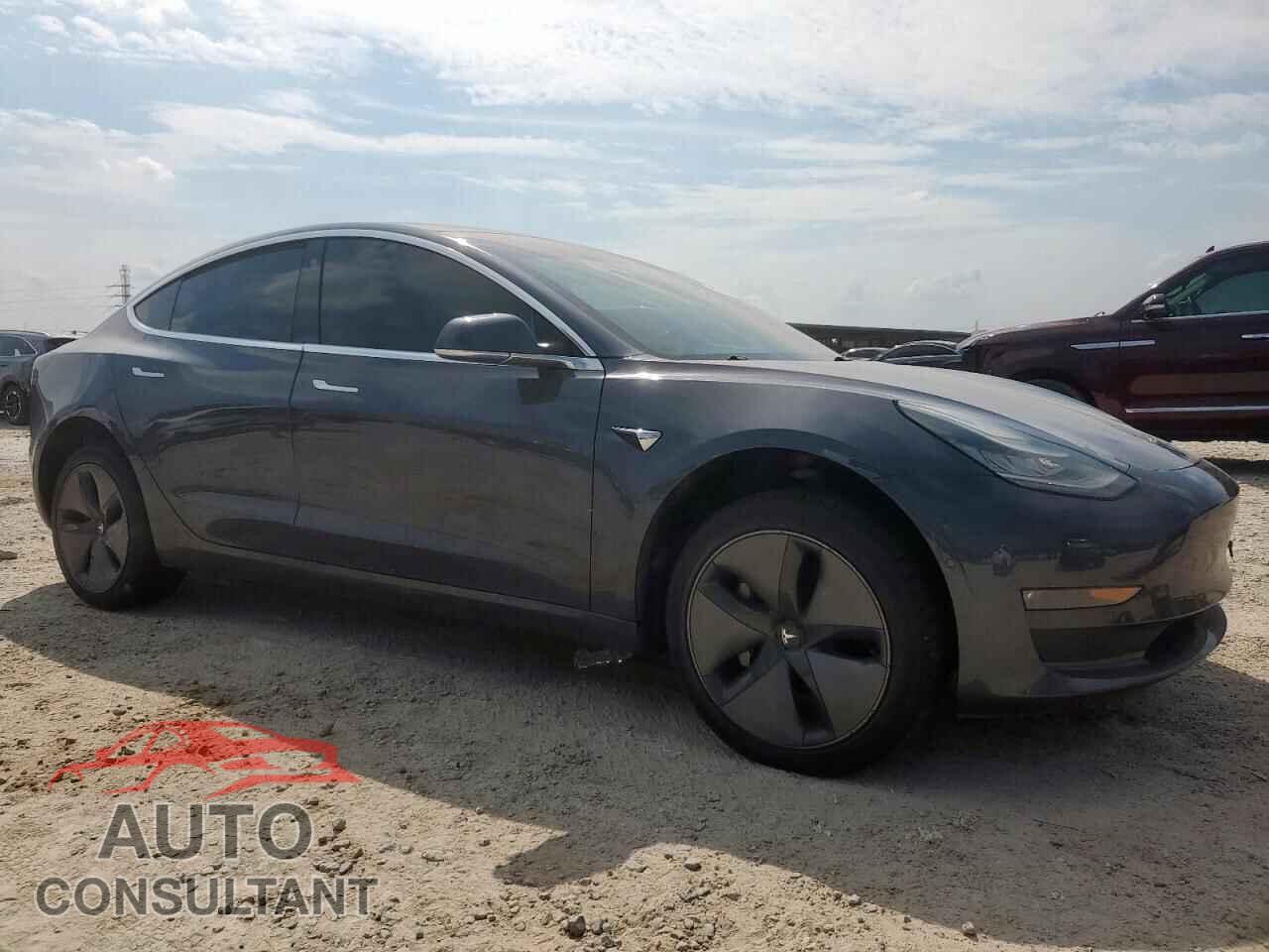 TESLA MODEL 3 2020 - 5YJ3E1EB2LF621843