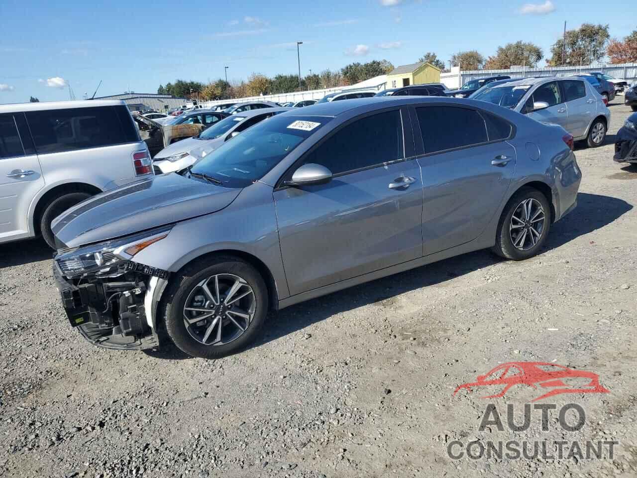 KIA FORTE 2023 - 3KPF24AD9PE553437