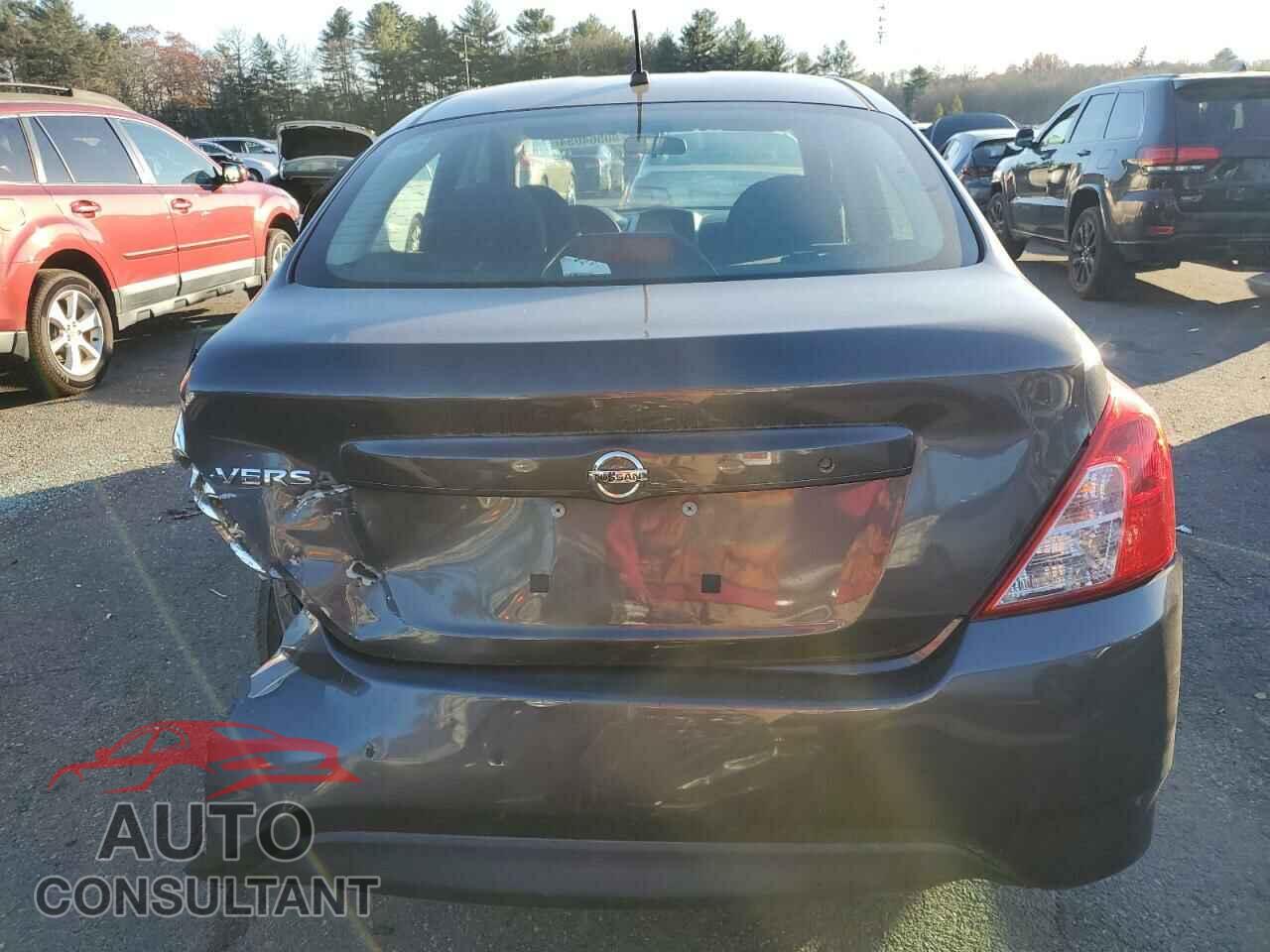 NISSAN VERSA 2015 - 3N1CN7AP2FL841237