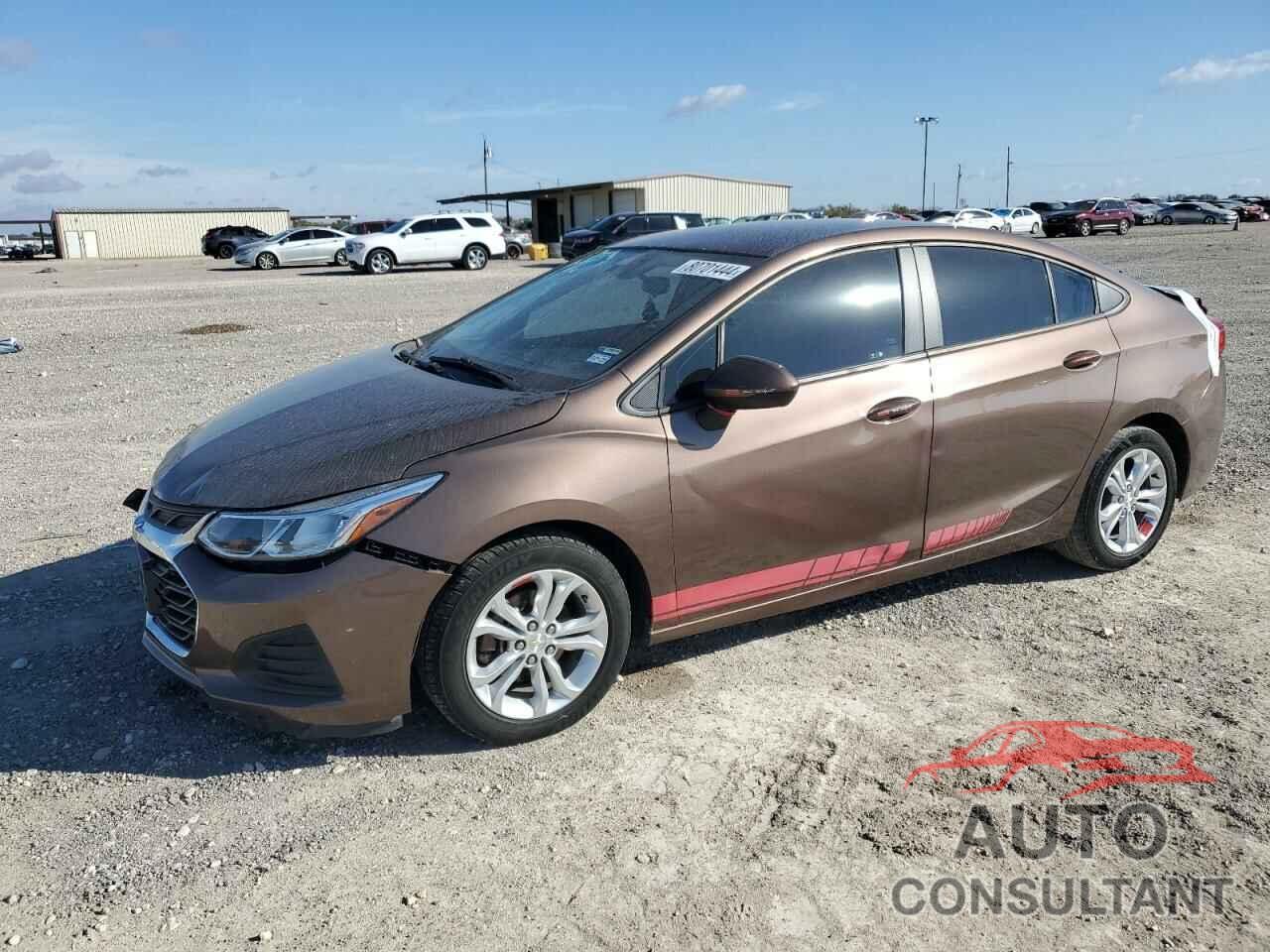 CHEVROLET CRUZE 2019 - 1G1BC5SM0K7137181