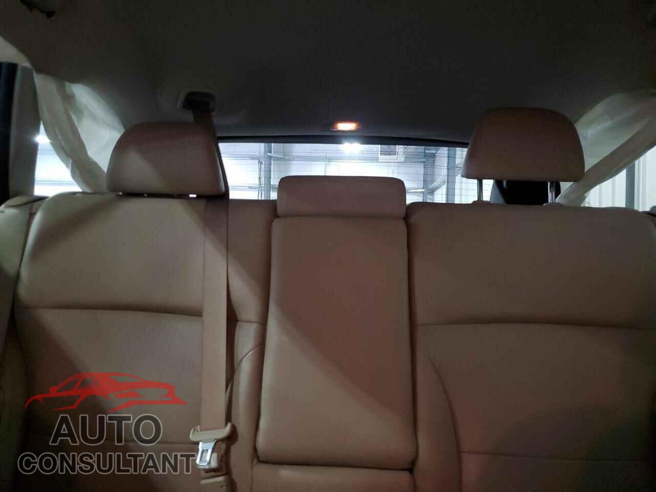 SUBARU OUTBACK 2015 - 4S4BSELC7F3324913