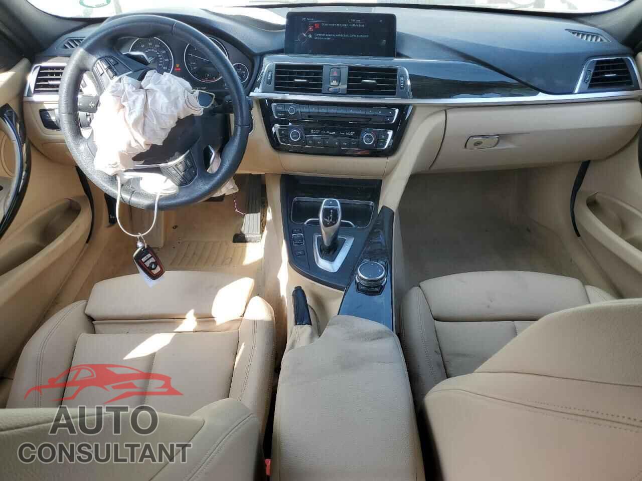BMW 3 SERIES 2016 - WBA8E9G53GNU30108