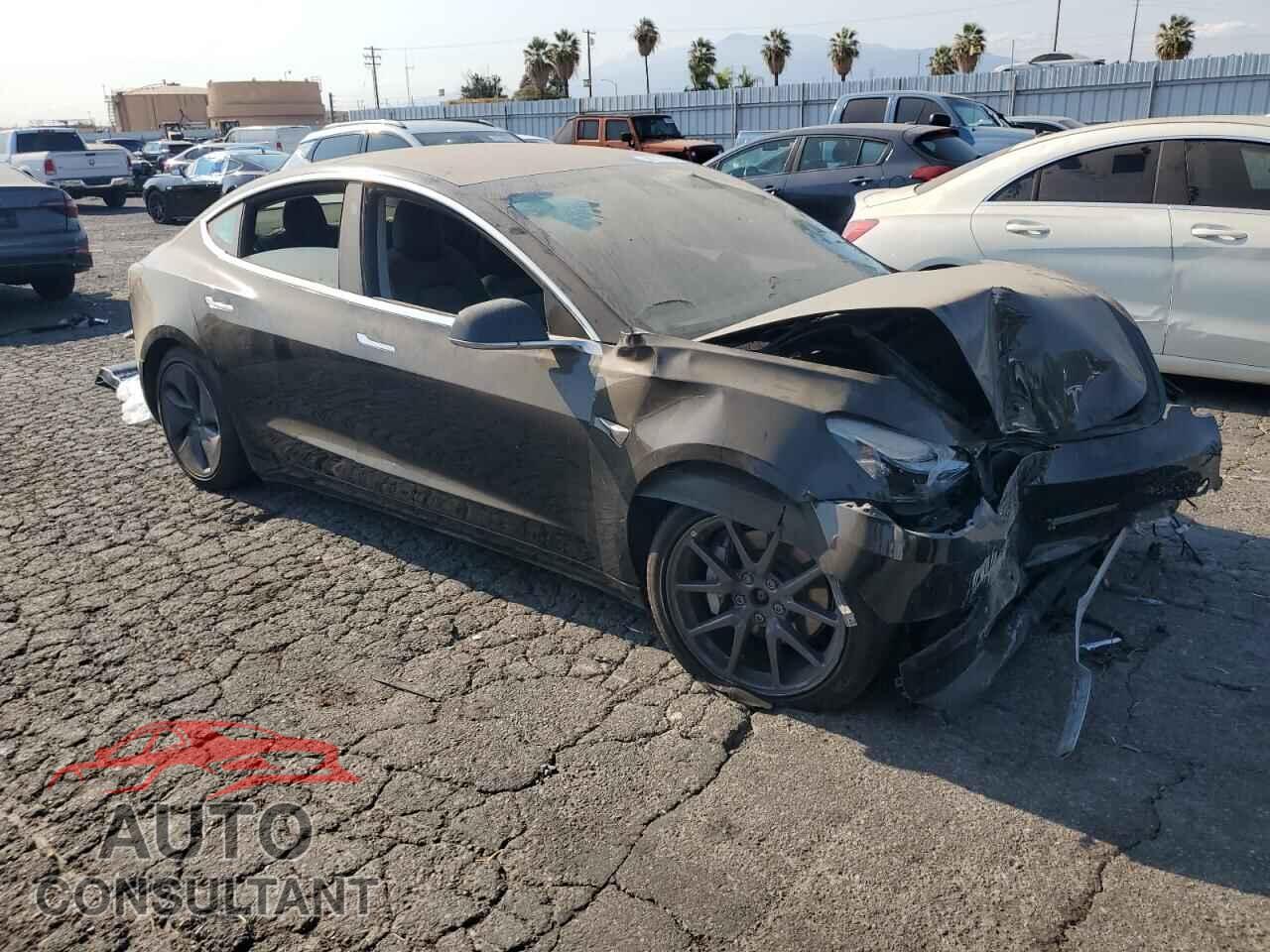 TESLA MODEL 3 2018 - 5YJ3E1EB0JF113190