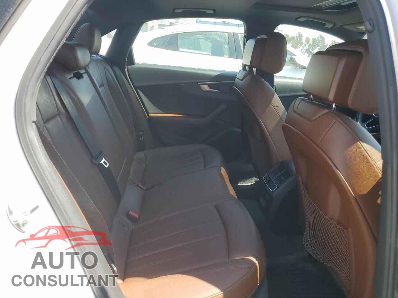 AUDI A4 2017 - WAUDNAF42HN056360