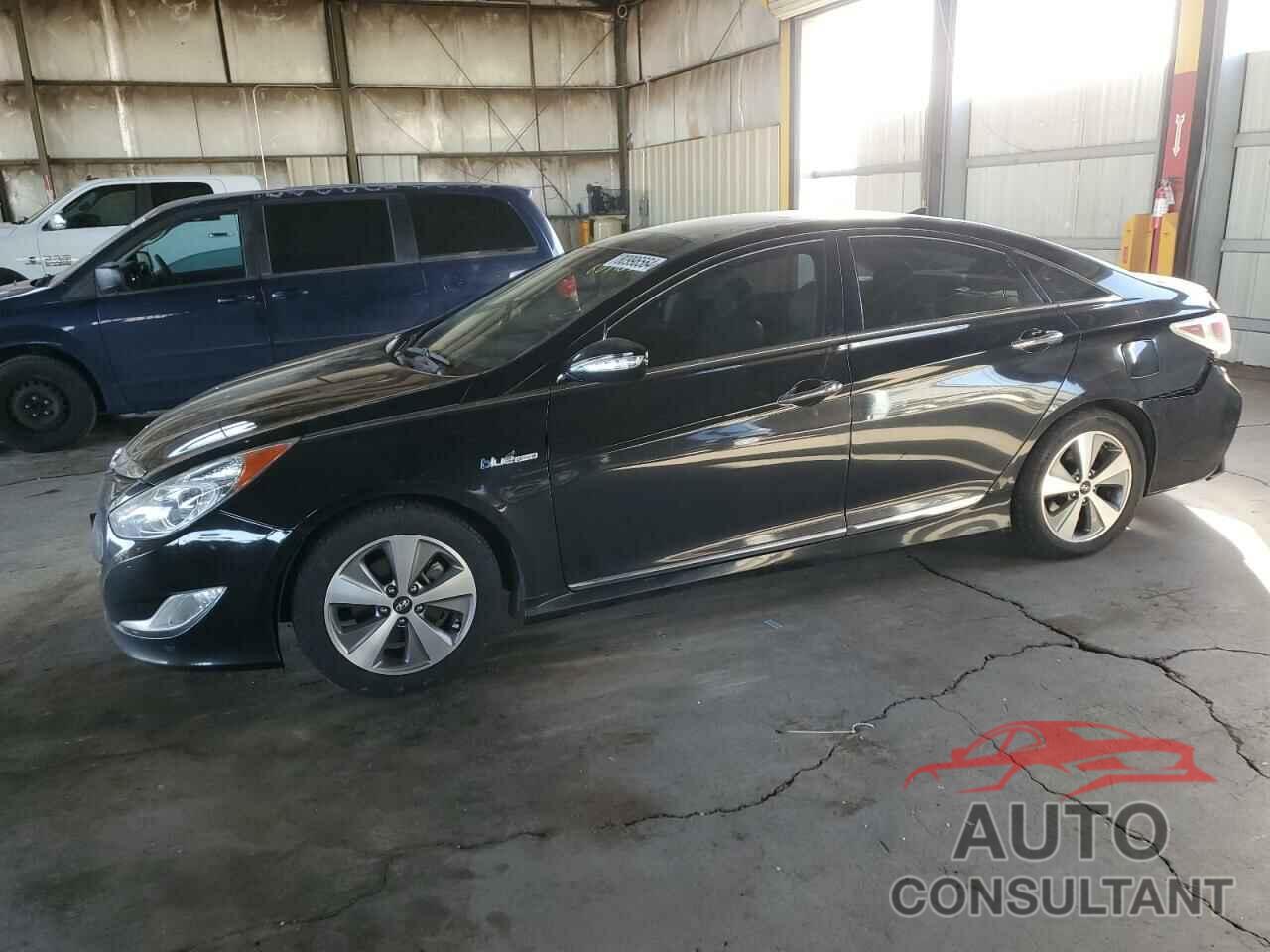 HYUNDAI SONATA 2012 - KMHEC4A45CA021524