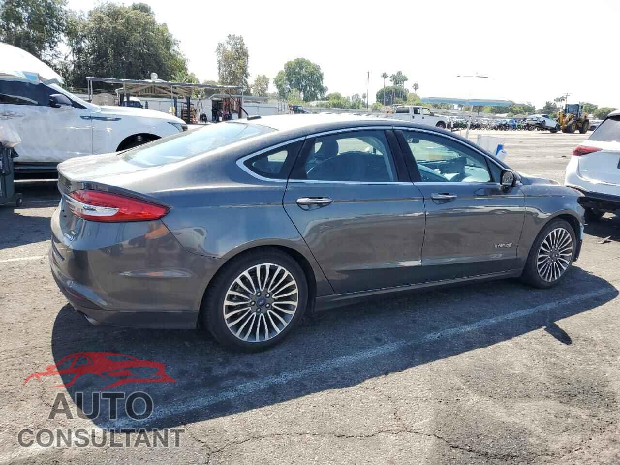 FORD FUSION 2017 - 3FA6P0LU5HR117420
