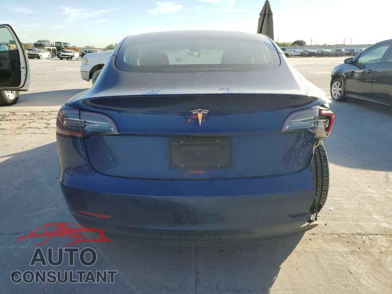 TESLA MODEL 3 2021 - 5YJ3E1EA8MF837074