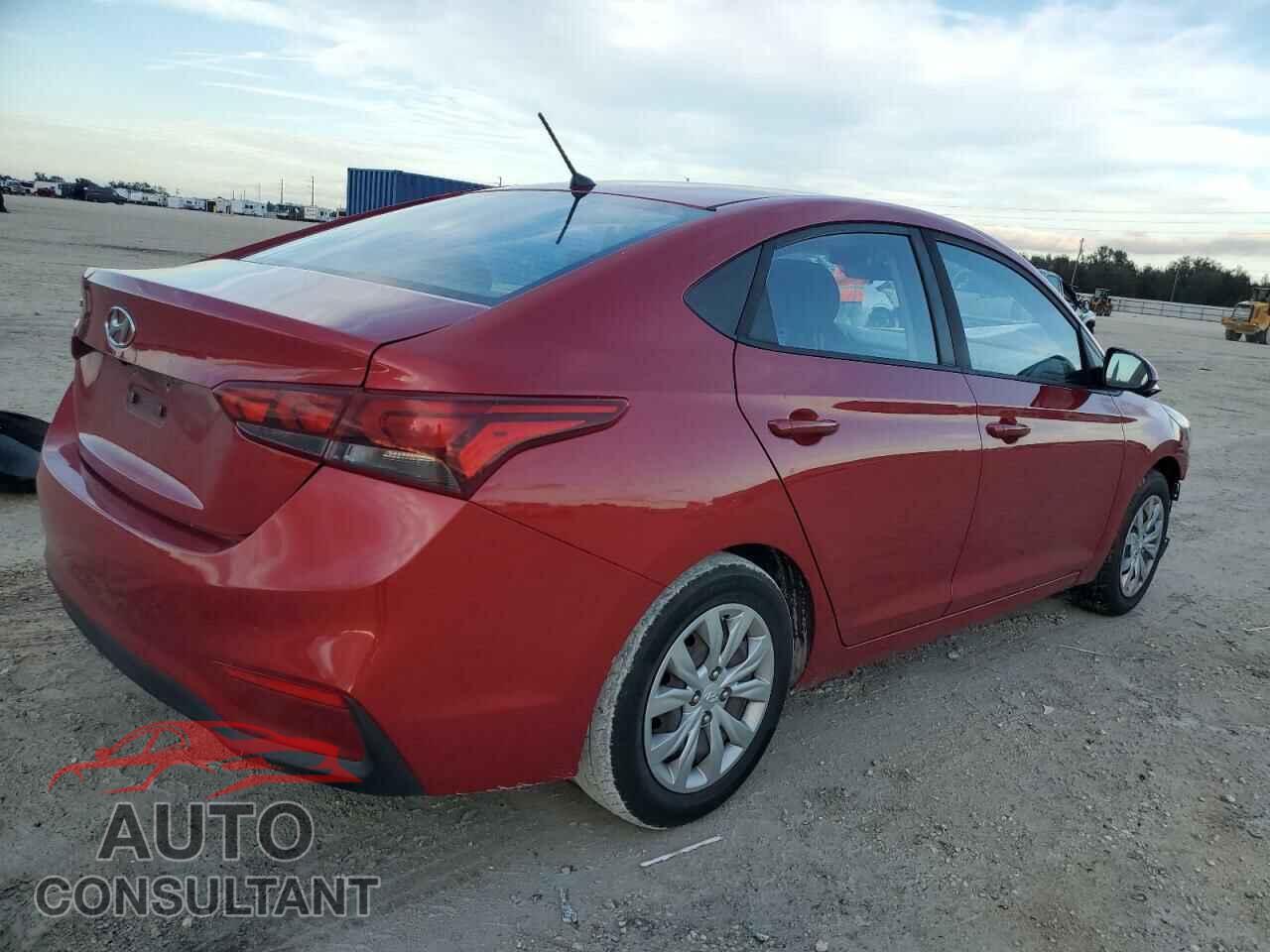 HYUNDAI ACCENT 2018 - 3KPC24A37JE007768