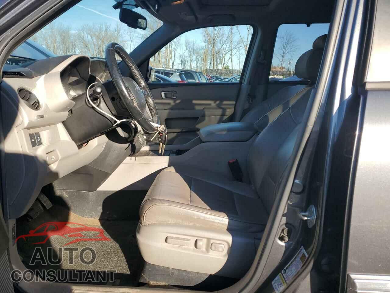 HONDA PILOT 2013 - 5FNYF4H9XDB050794