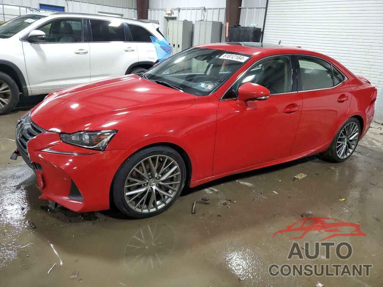 LEXUS IS 2018 - JTHC81D23J5033052