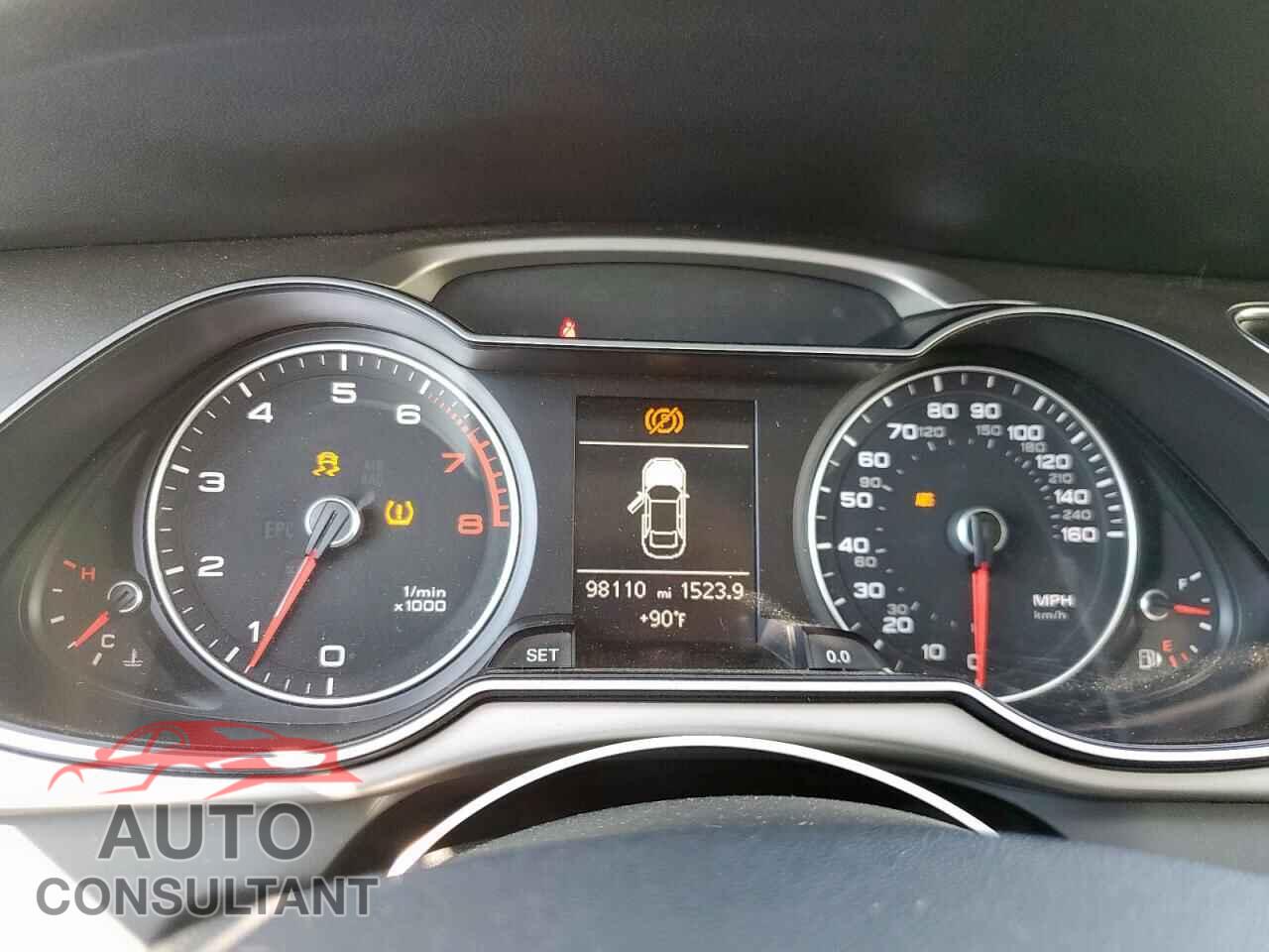 AUDI A4 2013 - WAUDFAFL7DN045238
