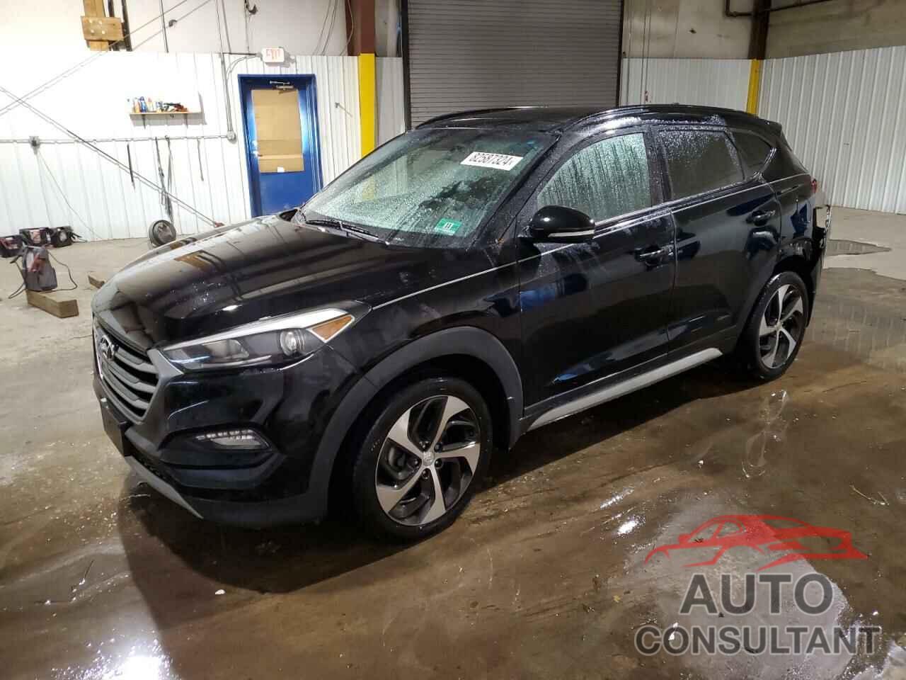 HYUNDAI TUCSON 2018 - KM8J3CA29JU625256