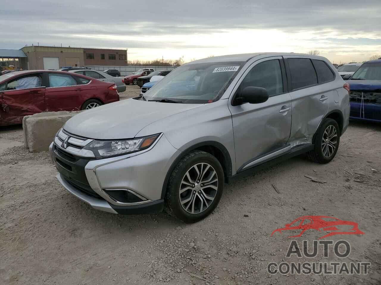 MITSUBISHI OUTLANDER 2018 - JA4AZ3A30JZ057262
