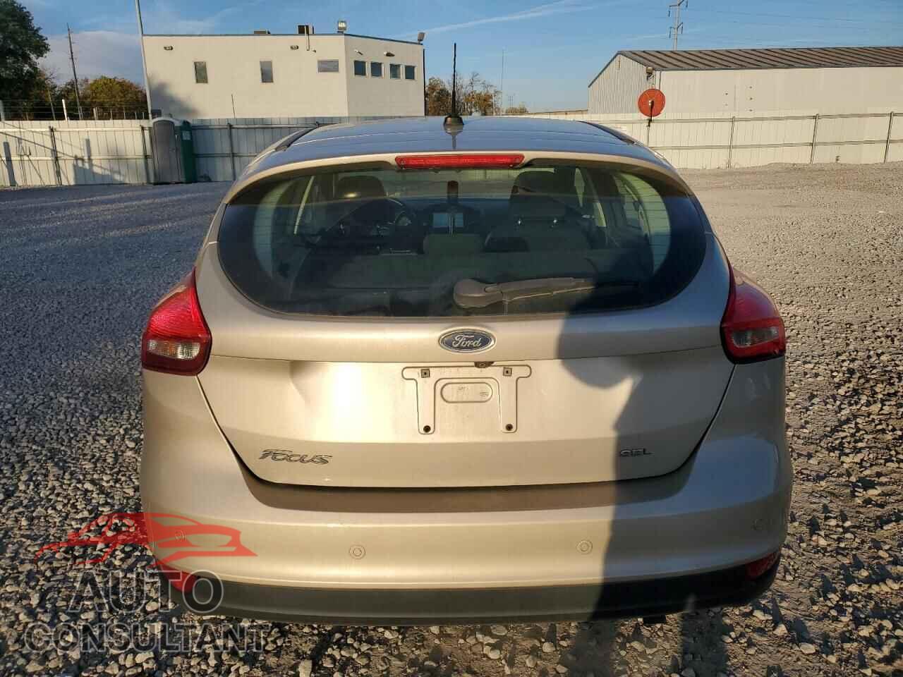 FORD FOCUS 2017 - 1FADP3M26HL209723