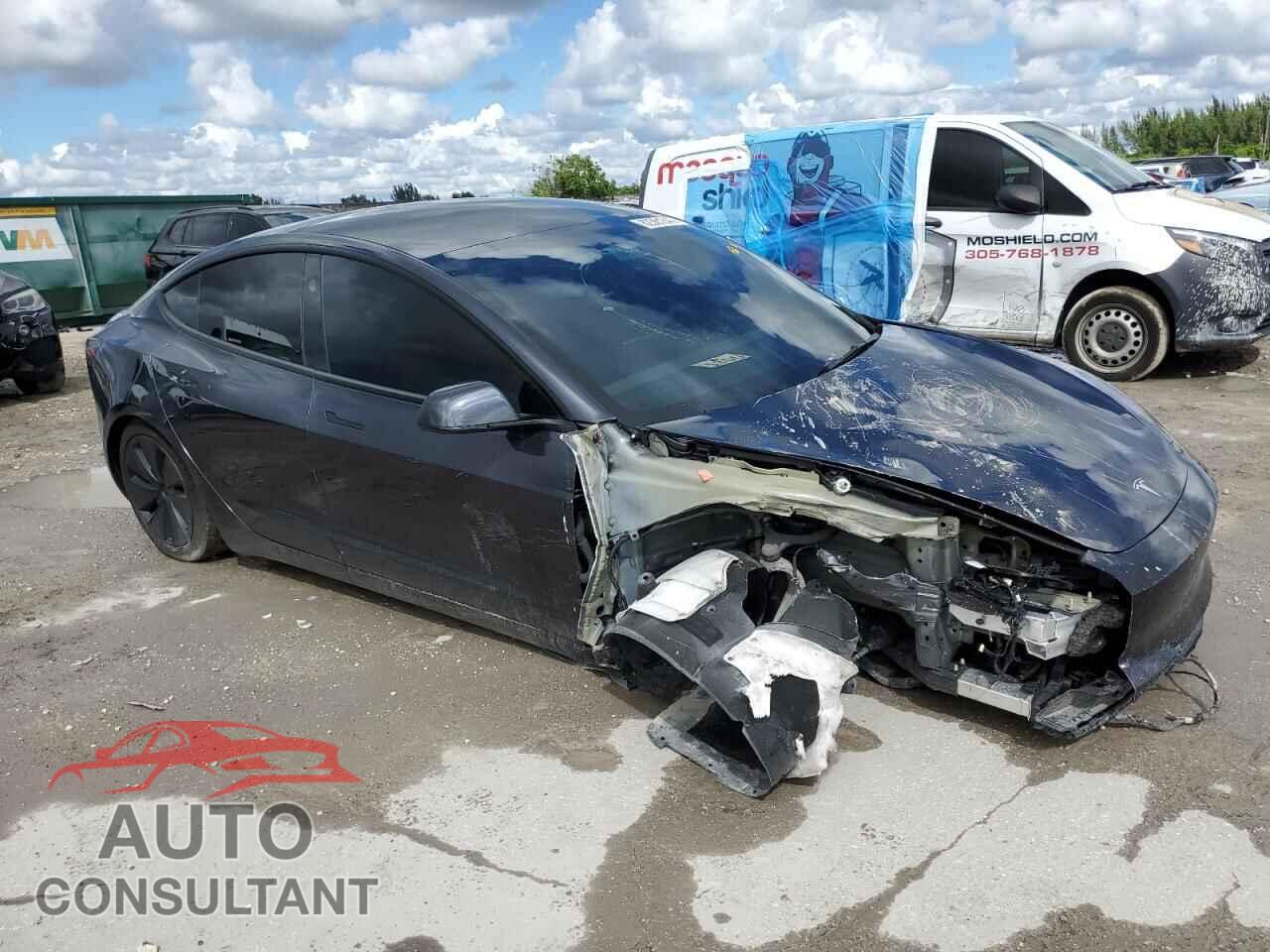 TESLA MODEL 3 2024 - 5YJ3E1EA7RF868372