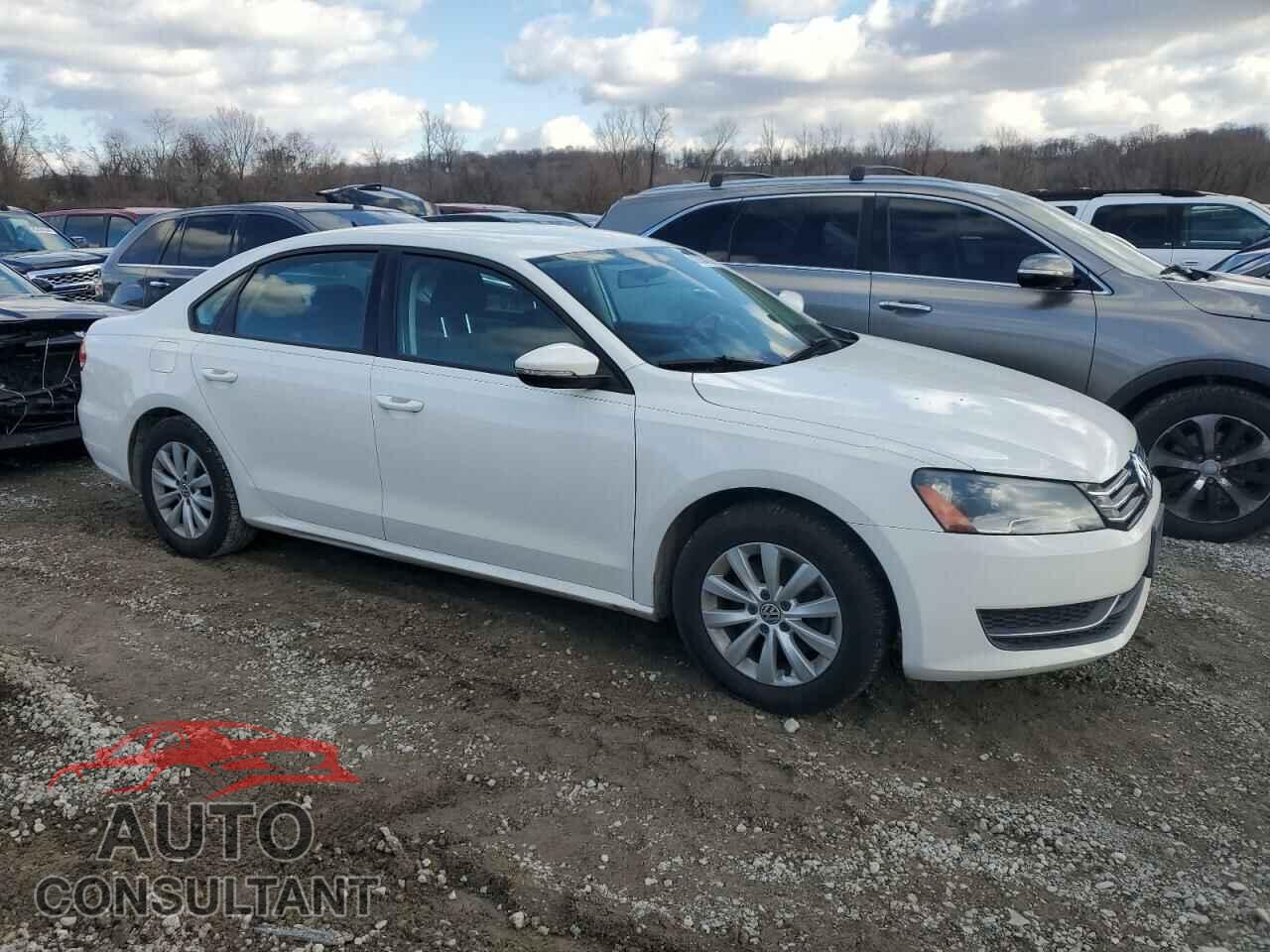 VOLKSWAGEN PASSAT 2012 - 1VWAP7A36CC016432