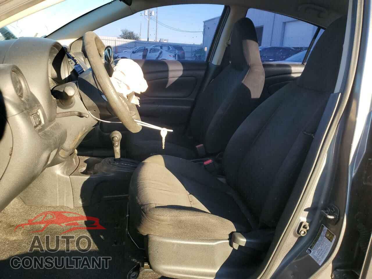 NISSAN VERSA 2017 - 3N1CN7AP6HL807563