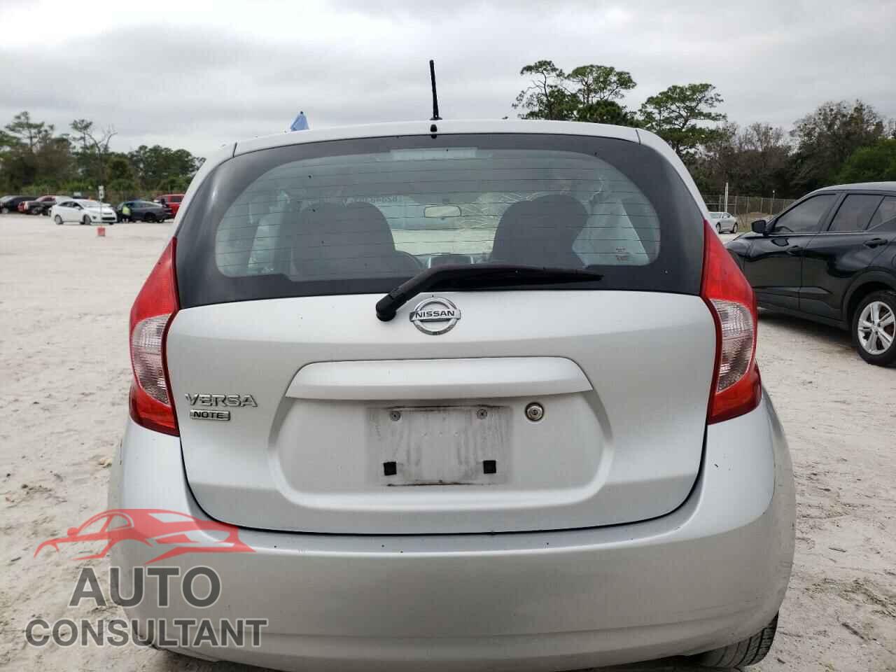 NISSAN VERSA 2015 - 3N1CE2CP3FL435080