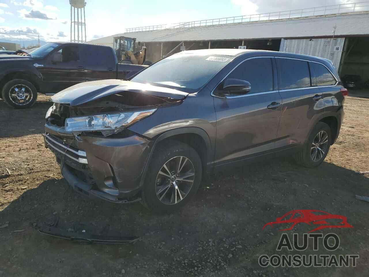 TOYOTA HIGHLANDER 2019 - 5TDZARFH6KS045661