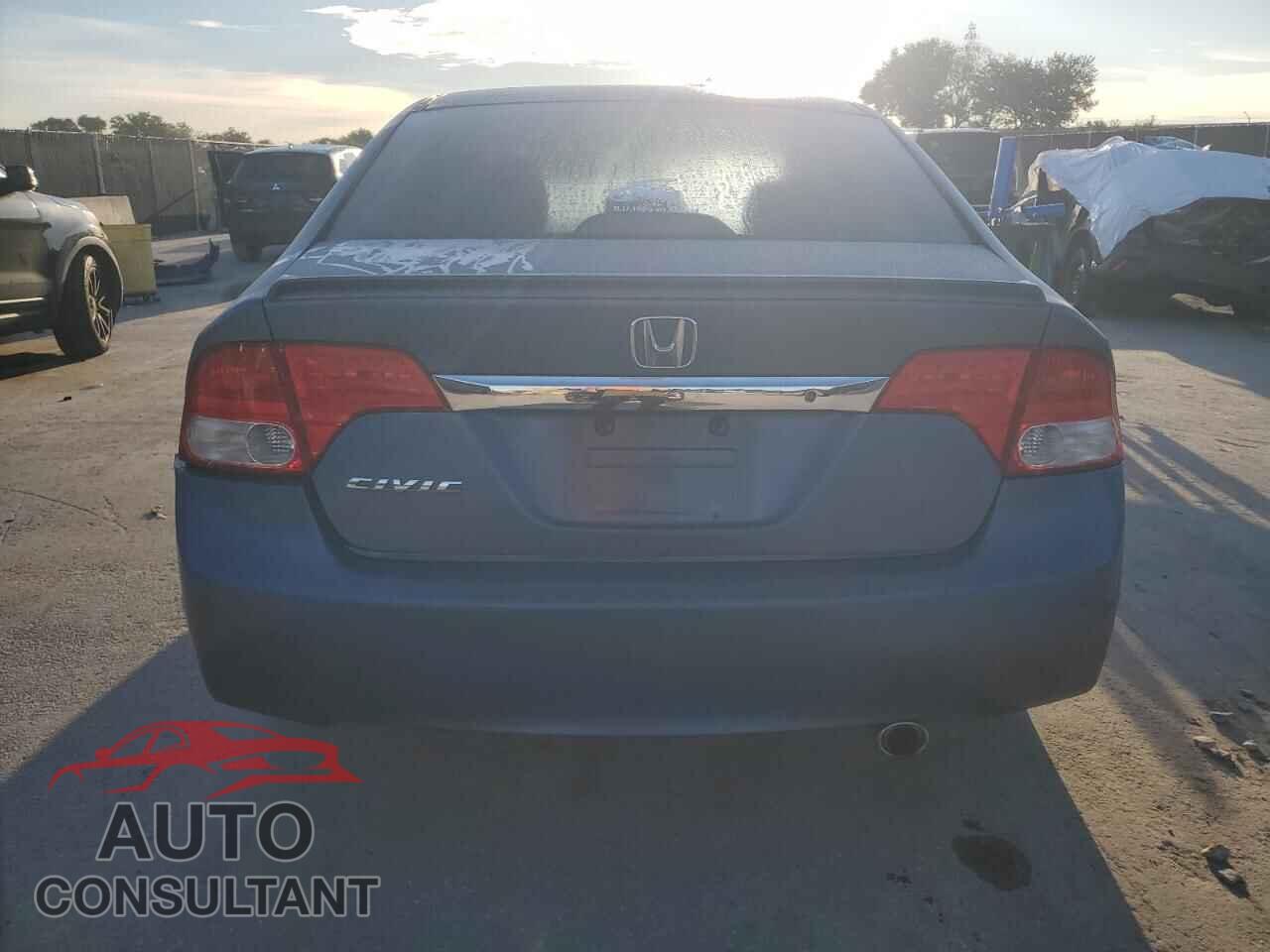 HONDA CIVIC 2010 - 19XFA1F61AE010666