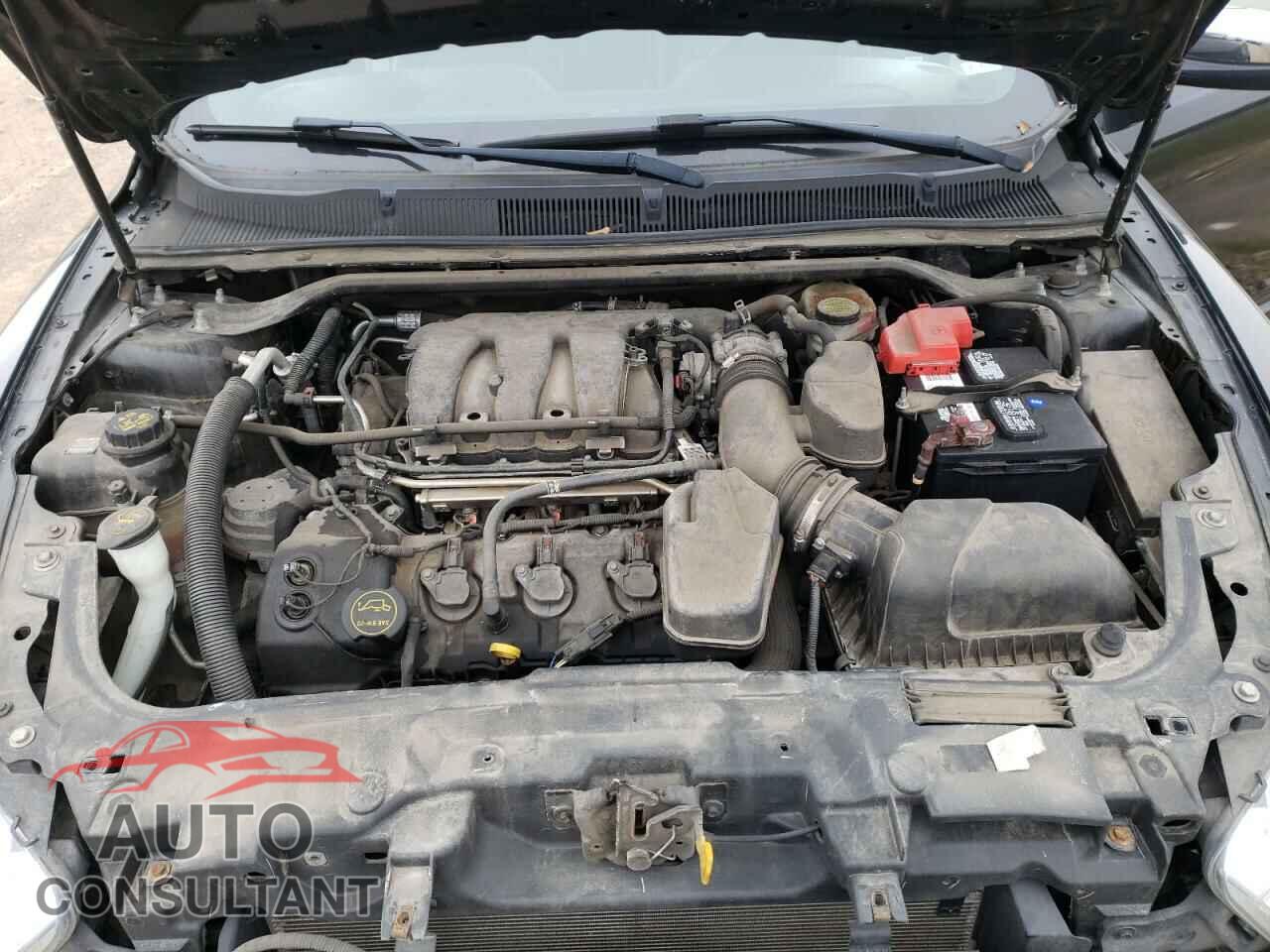 FORD TAURUS 2015 - 1FAHP2F82FG168946