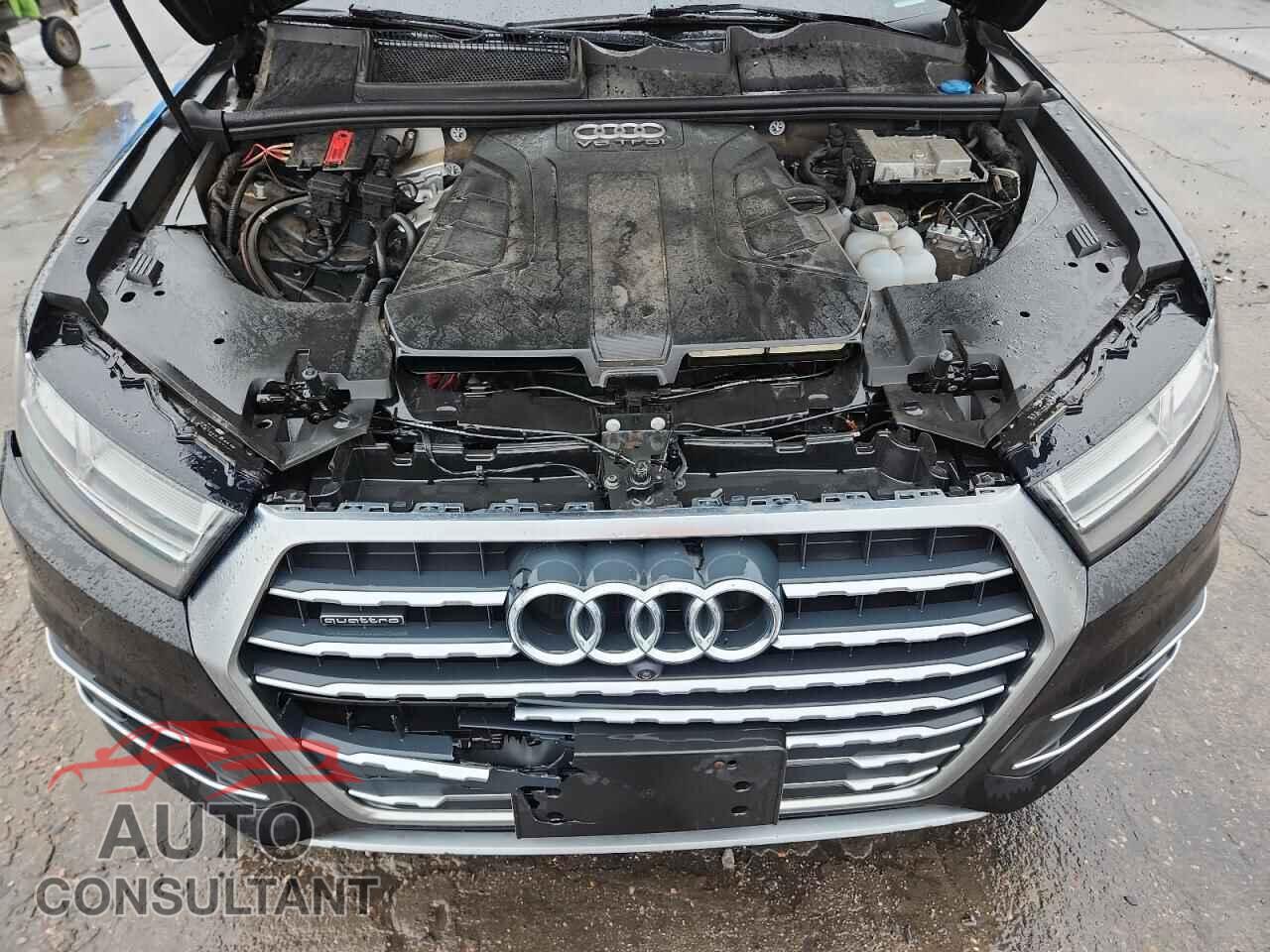 AUDI Q7 2018 - WA1LAAF70JD028244