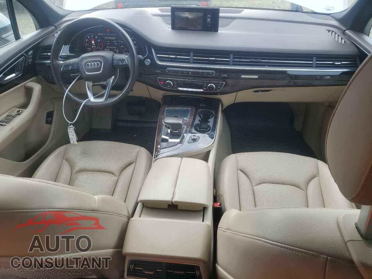 AUDI Q7 2017 - WA1LAAF70HD013656