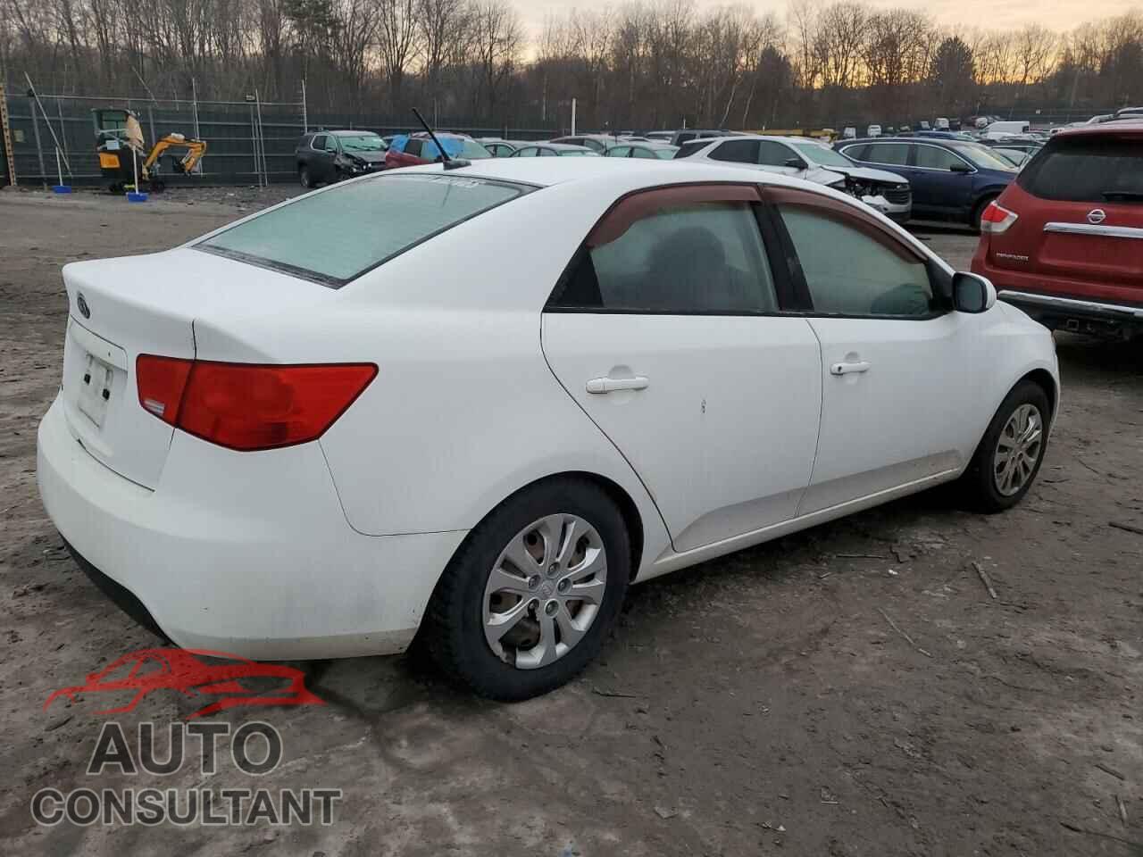 KIA FORTE 2013 - KNAFT4A20D5676544
