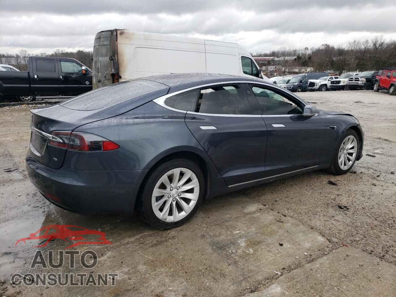TESLA MODEL S 2017 - 5YJSA1E1XHF210860