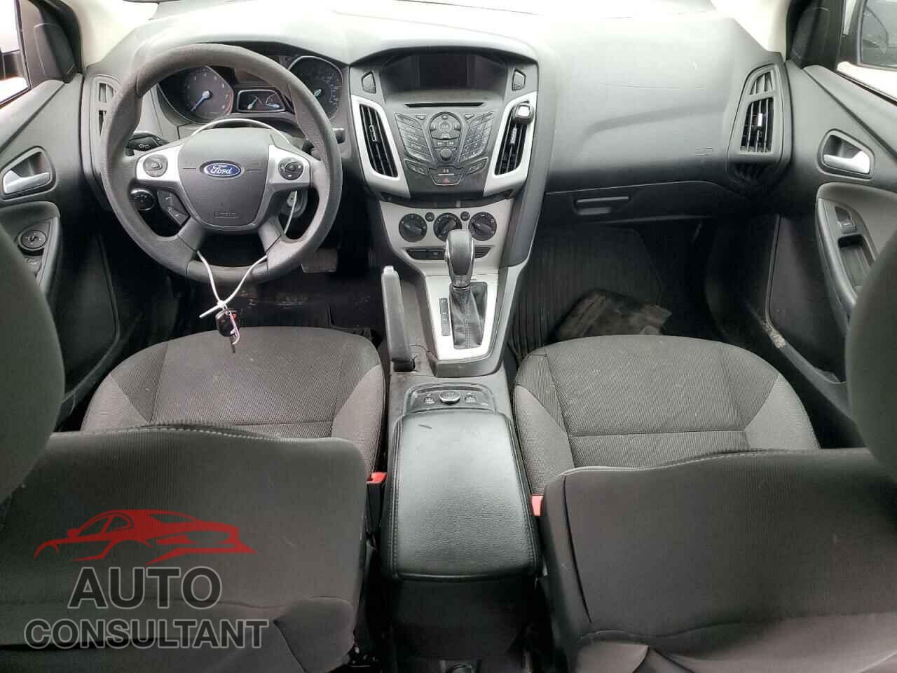 FORD FOCUS 2014 - 1FADP3F24EL372105