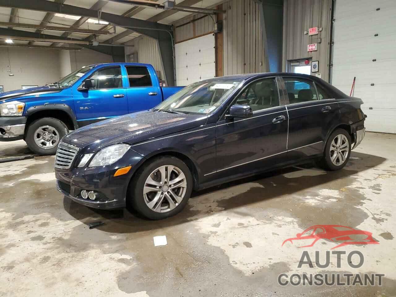 MERCEDES-BENZ E-CLASS 2010 - WDDHF8HB6AA111403