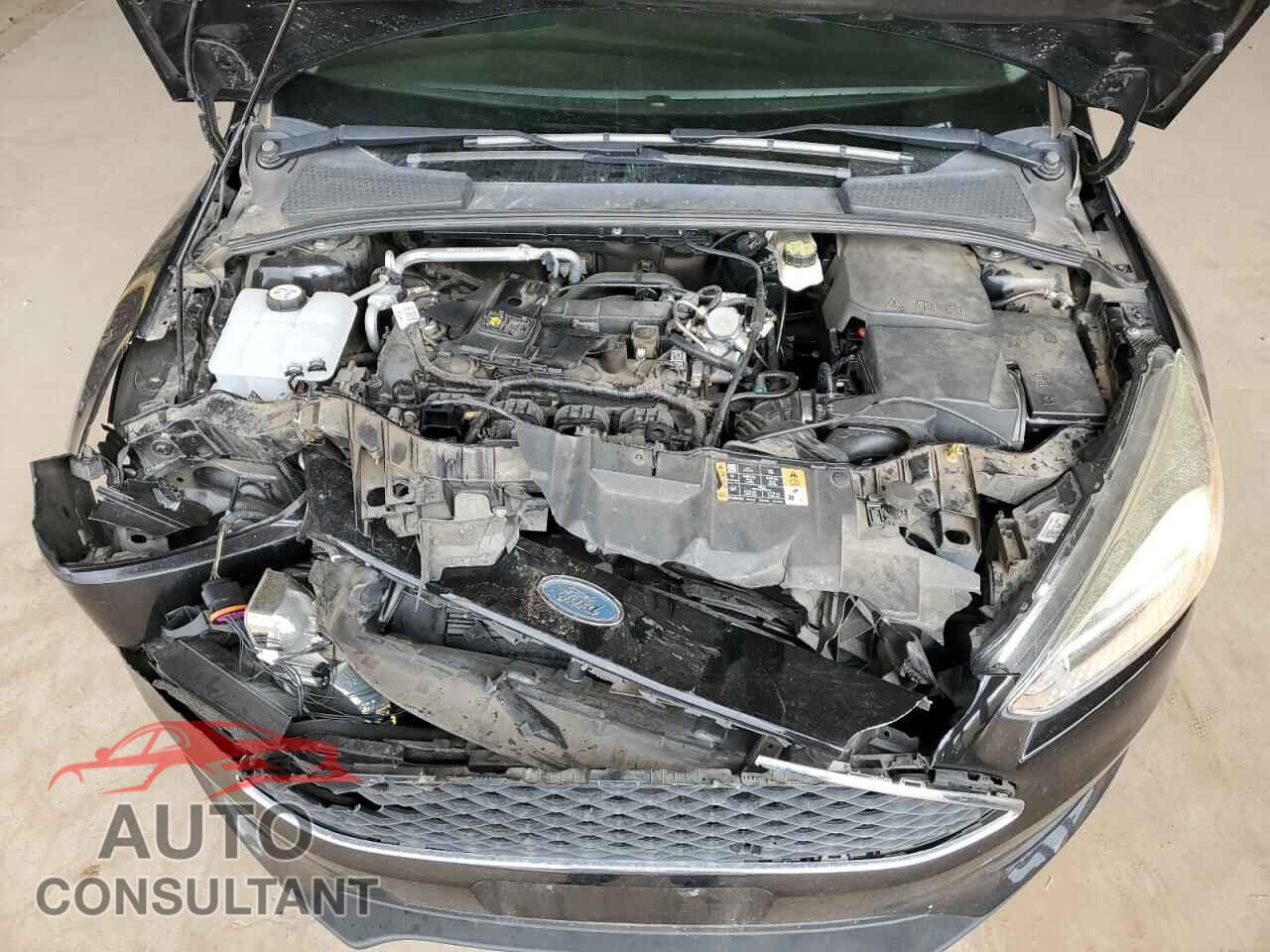 FORD FOCUS 2017 - 1FADP3F28HL313255