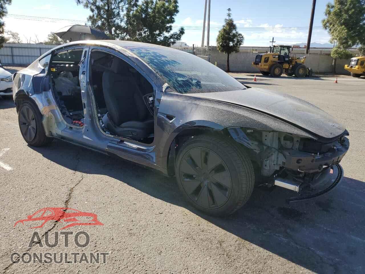 TESLA MODEL 3 2025 - 5YJ3E1EA1SF938468