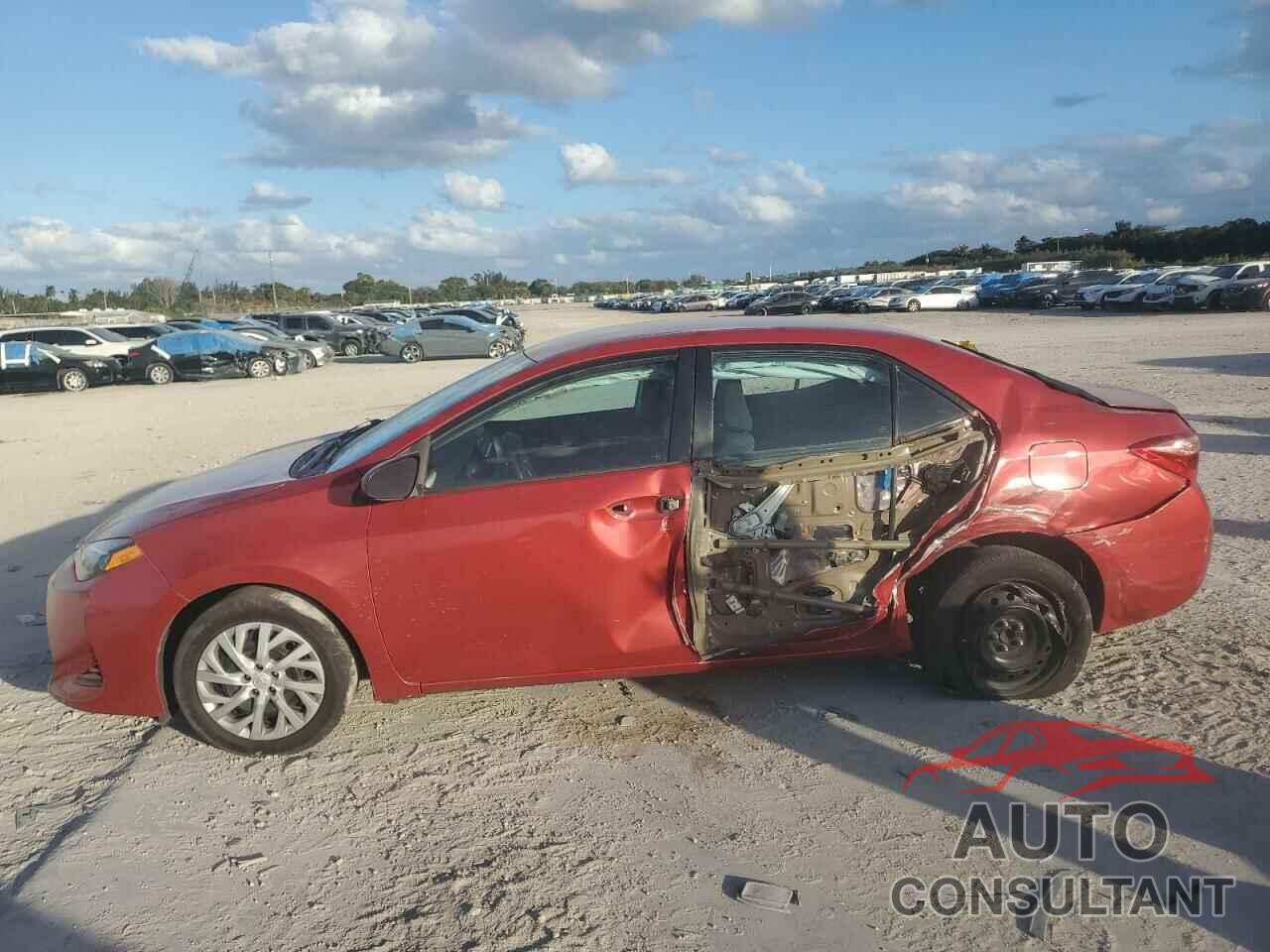 TOYOTA COROLLA 2019 - 5YFBURHE0KP875718