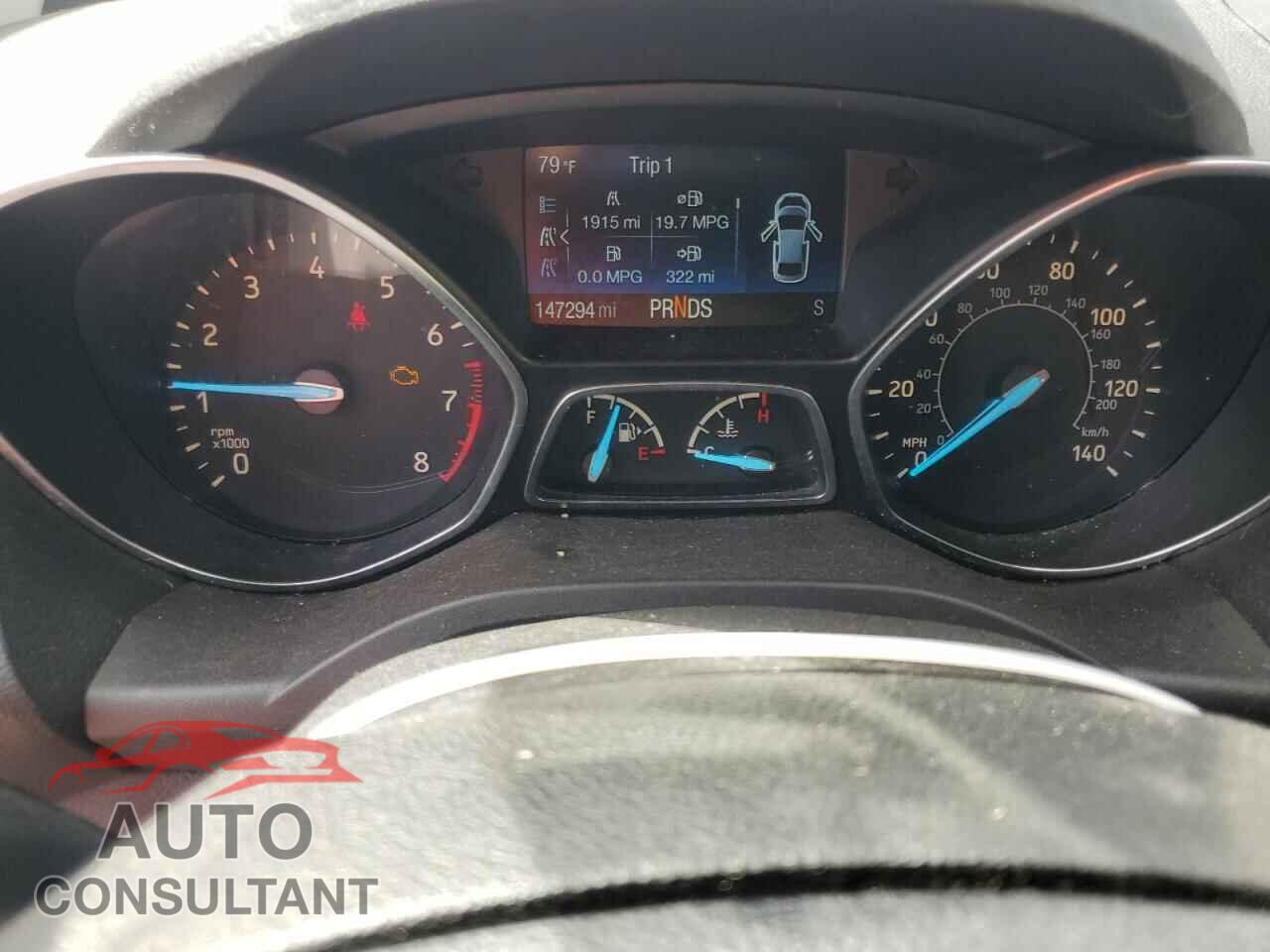 FORD ESCAPE 2018 - 1FMCU9GD6JUD40564