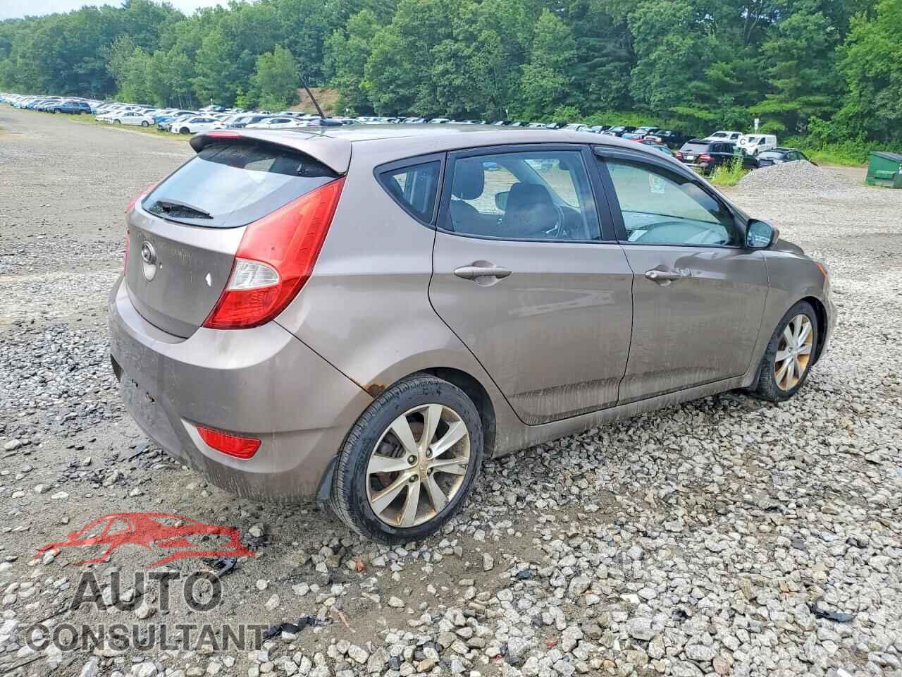 HYUNDAI ACCENT 2012 - KMHCU5AE1CU012725