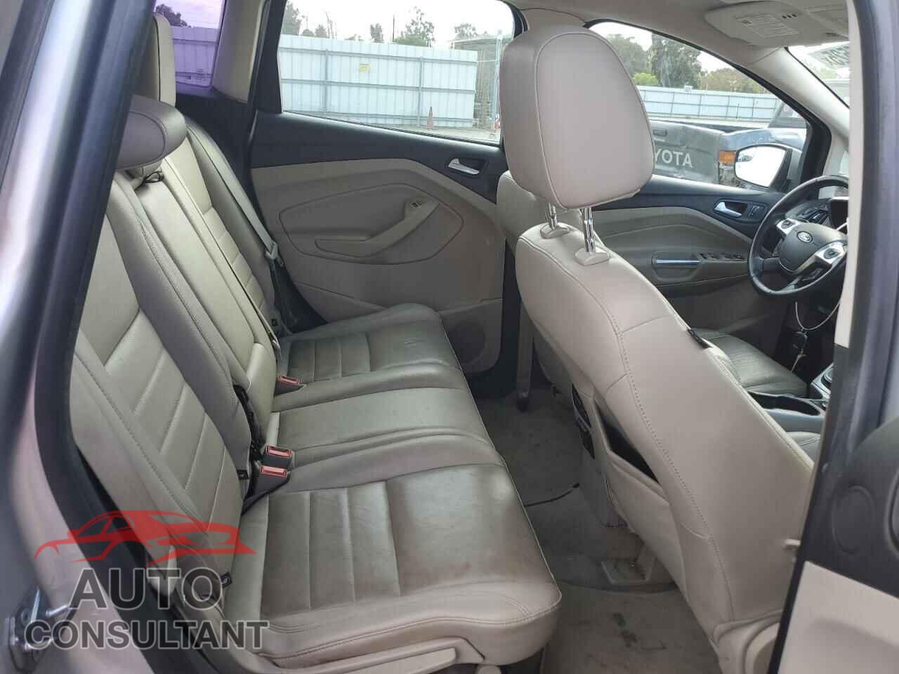 FORD CMAX 2014 - 1FADP5CU6EL521468